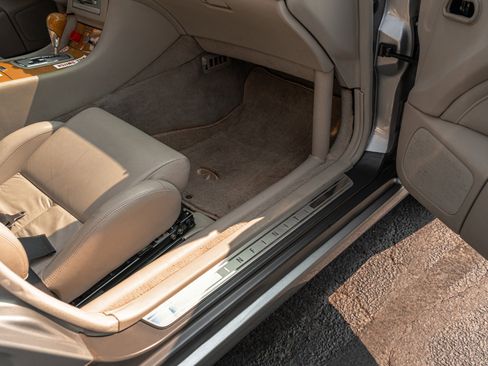 Used 2002 INFINITI Q45 image 52