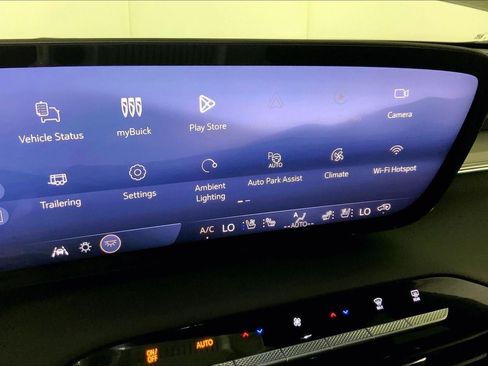 Used 2026 Buick Enclave Avenir w/ Super Cruise Package AWD/4WD image 6