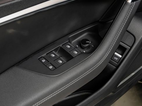 Used 2024 Audi A6 Premium Plus image 47