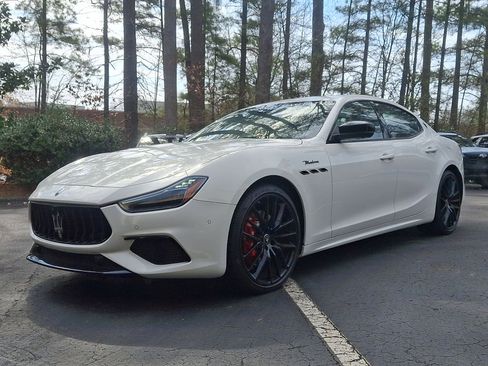 New 2024 Maserati Ghibli Modena Ultima Q4 image 10