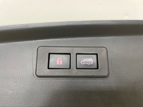 Used 2021 Subaru Outback Limited XT image 33