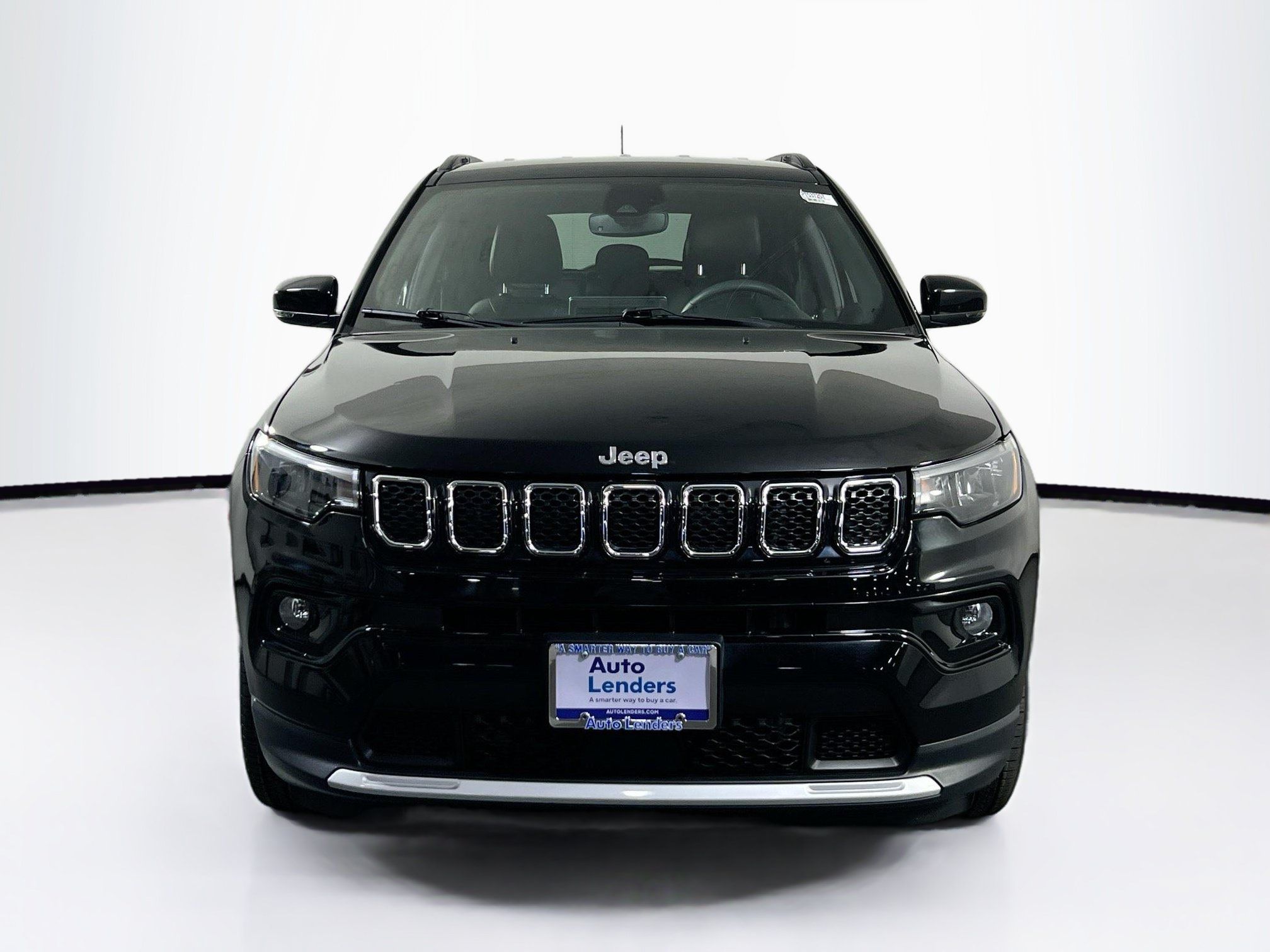 Used 2023 Jeep Compass Limited w/ Elite Group AWD/4WD image 2