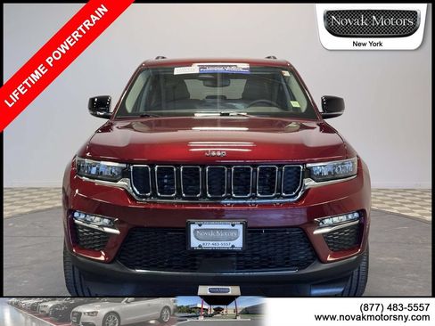 Used 2023 Jeep Grand Cherokee Limited AWD/4WD image 2