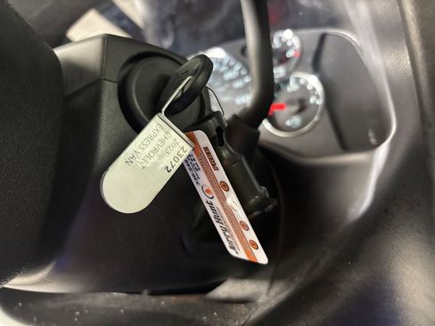 Used 2023 Chevrolet Express 3500 LS image 13