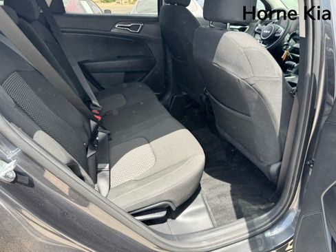 Certified 2023 Kia Sportage LX FWD image 29