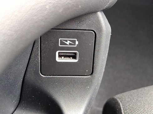 Certified 2023 Honda HR-V LX image 24