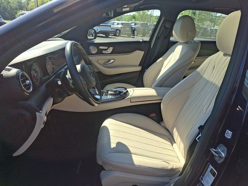 Certified 2017 Mercedes-Benz E 300 4MATIC image 13