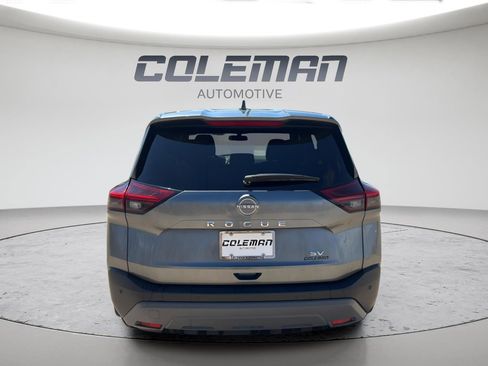 Used 2023 Nissan Rogue SV FWD image 4