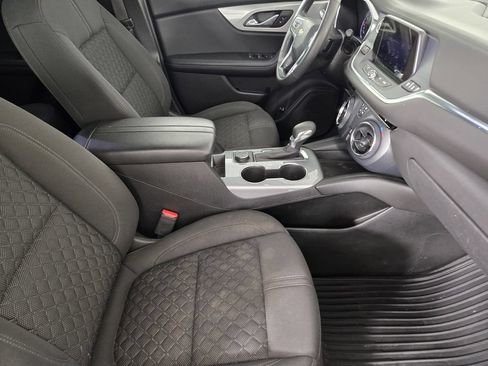 Used 2022 Chevrolet Blazer LT FWD image 15