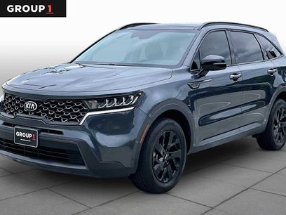 Used 2021 Kia Sorento S w/ Panoramic Sunroof Package