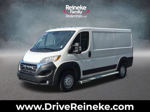 Used 2025 RAM ProMaster 2500 w/ U-Haul Equipment Group FWD image 1