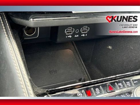 Used 2024 Jeep Wagoneer Series II AWD/4WD image 31