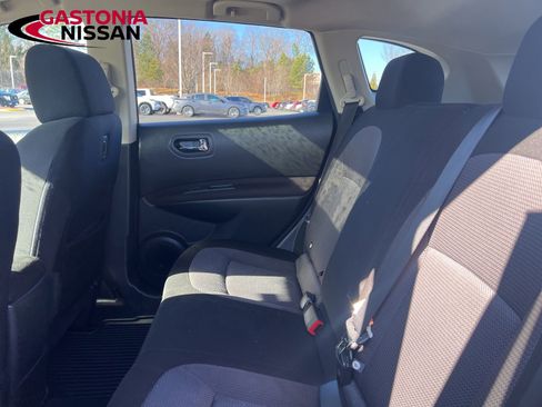 Used 2012 Nissan Rogue SV w/ Premium Pkg image 33