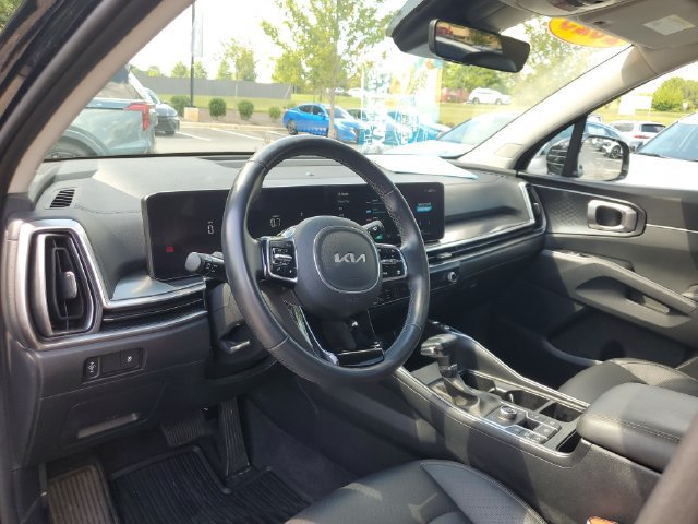 Certified 2025 Kia Sorento S AWD/4WD image 25