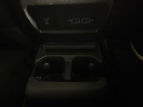 Used 2024 Jeep Grand Cherokee L Altitude AWD/4WD image 42