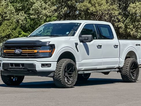 Used 2024 Ford F150 XLT w/ Tow/Haul Package AWD/4WD image 9