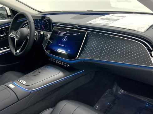 Used 2026 Mercedes-Benz E 350 Sedan image 11