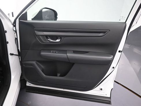 Used 2023 Honda CR-V LX image 20