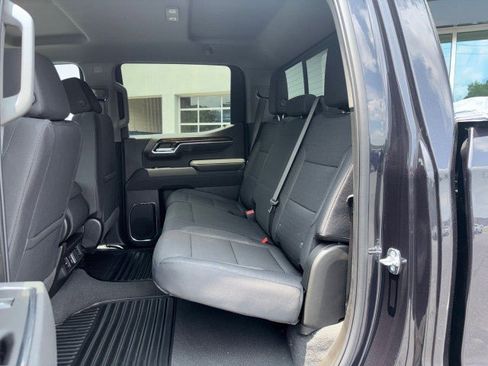 New 2025 GMC Sierra 1500 SLE w/ Preferred Package image 31