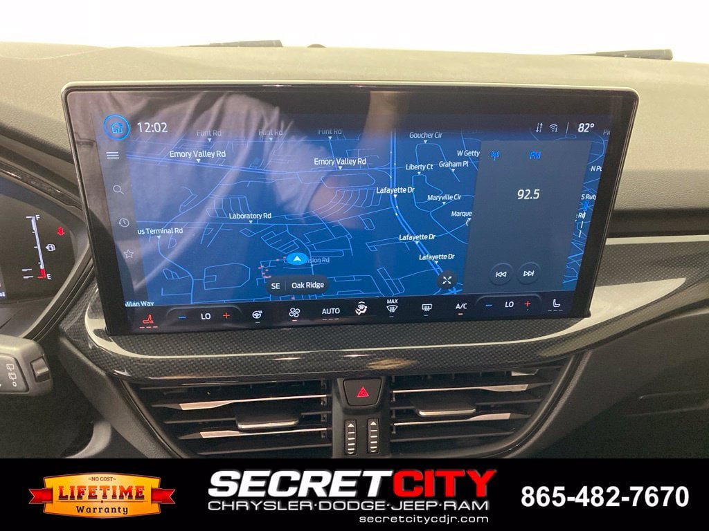 Used 2024 Ford Escape ST-Line w/ Tech Pack #1 AWD/4WD image 19