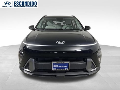 Certified 2025 Hyundai Kona SEL image 8