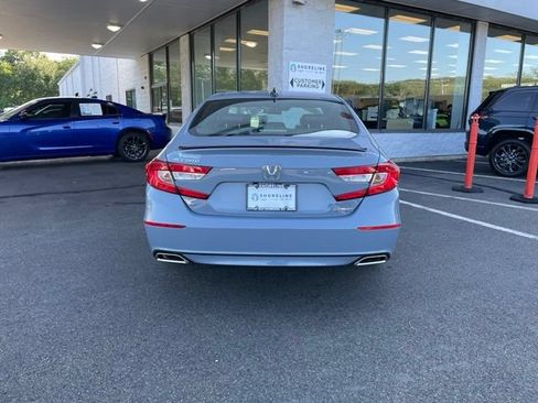 Used 2022 Honda Accord Sport image 6
