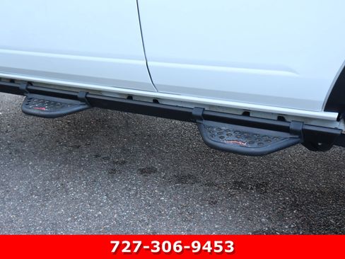 Used 2022 Ford Bronco Badlands w/ Sasquatch Package image 13