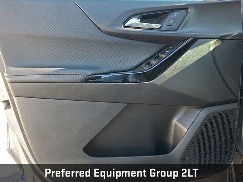 Used 2025 Chevrolet Equinox LT image 14