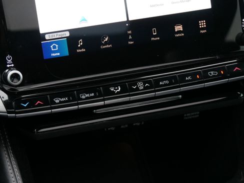Used 2023 Jeep Wagoneer Series II AWD/4WD image 21