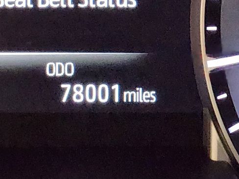 Used 2022 Toyota Highlander XLE image 34