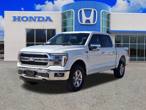 Used 2025 Ford F150 Lariat w/ FX4 Off-Road Package image 7
