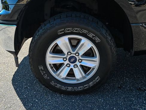 Used 2018 Ford F150 XLT AWD/4WD image 12