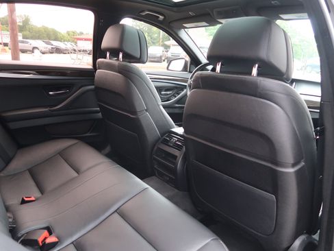 Used 2014 BMW 550i Sedan RWD image 36