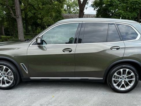 Used 2023 BMW X5 xDrive40i AWD/4WD image 10