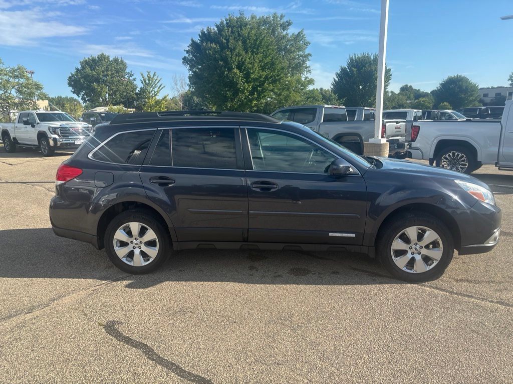 Used 2012 Subaru Outback 2.5i Limited w/ Moonroof Pkg AWD/4WD image 5