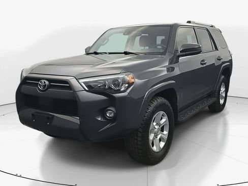Used 2024 Toyota 4Runner SR5 image 5
