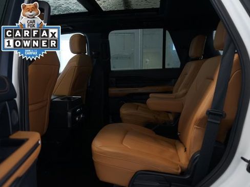 Certified 2023 Ford Expedition Platinum image 30