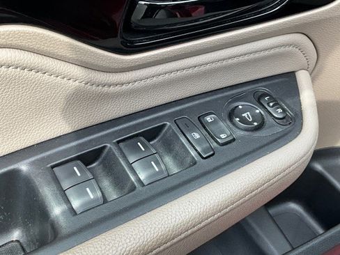 Used 2023 Honda Odyssey Touring image 29