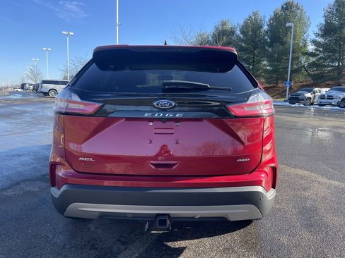 Used 2022 Ford Edge SEL w/ Convenience Package image 4