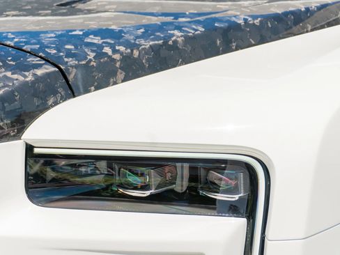 Used 2026 Rolls-Royce Cullinan AWD/4WD image 28