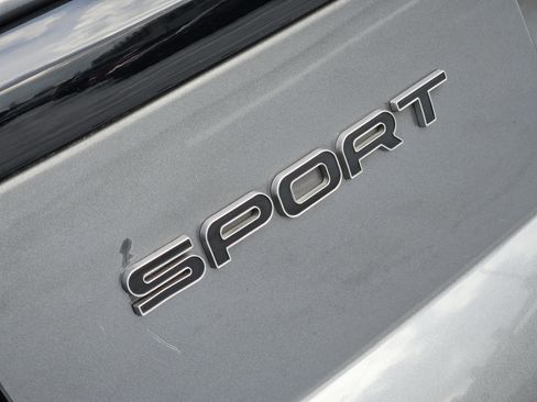Used 2019 Land Rover Range Rover Sport HSE Dynamic image 14