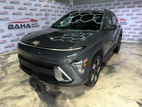 Used 2025 Hyundai Kona SEL AWD/4WD image 2