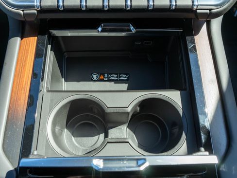 New 2026 GMC Yukon XL Denali image 31