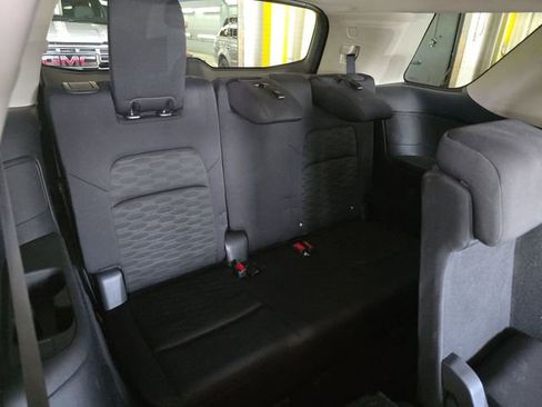 Used 2025 Nissan Pathfinder SV AWD/4WD image 9