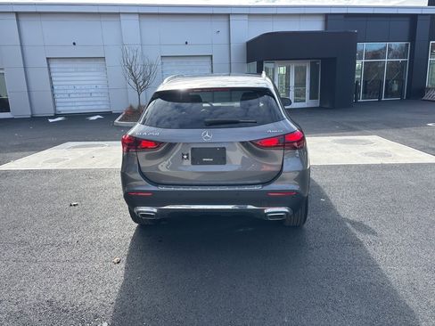 Used 2025 Mercedes-Benz GLA 250 4MATIC image 6