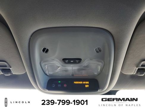 Used 2022 Chevrolet TrailBlazer LT w/ Convenience Package image 35