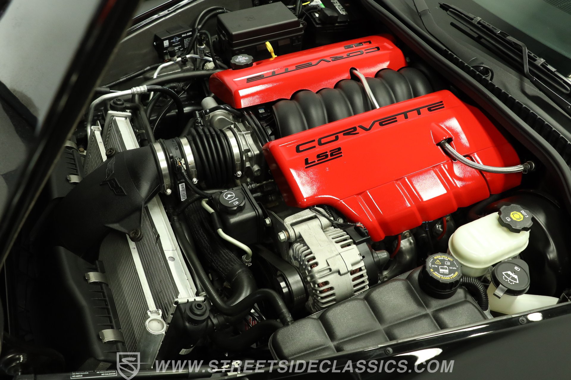 Used 2005 Chevrolet Corvette Coupe w/ Preferred Equipment Group RWD image 3