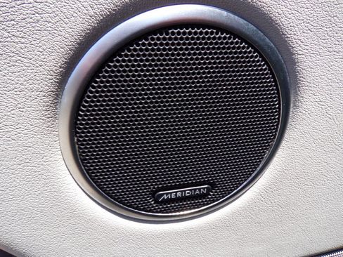 Used 2014 Land Rover Range Rover Sport HSE image 18