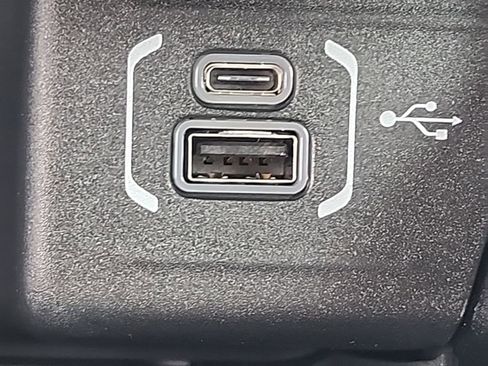 New 2026 Jeep Compass Latitude image 15