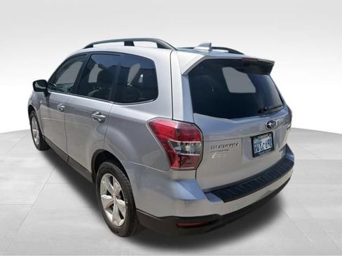 Used 2016 Subaru Forester 2.5i Limited AWD/4WD image 6